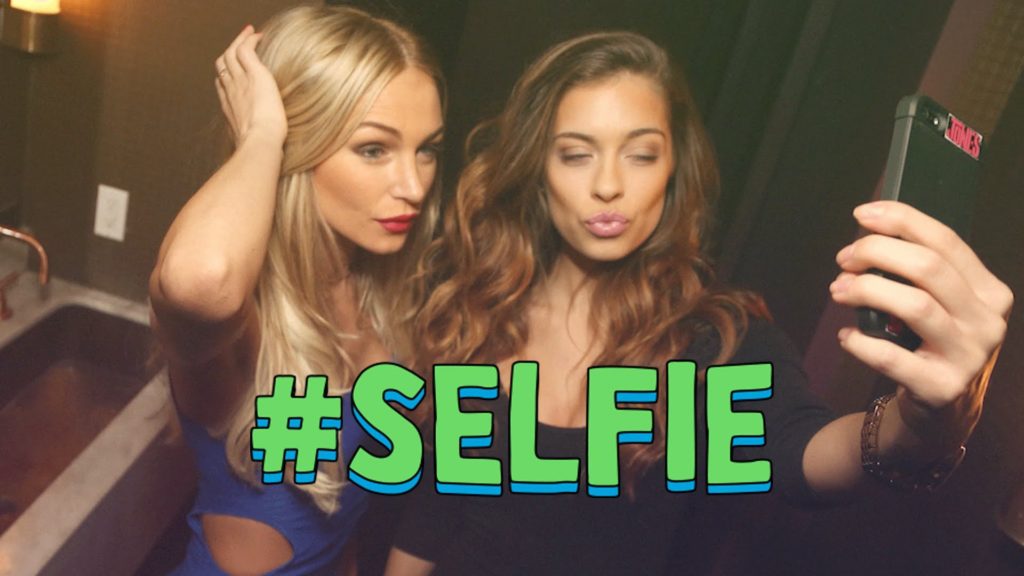 #SELFIE (Official Music Video) – The Chainsmokers
